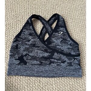 Gymshark Women's Adapt‎ Camo Seamless Sports Bra Size M Gray Athleisure